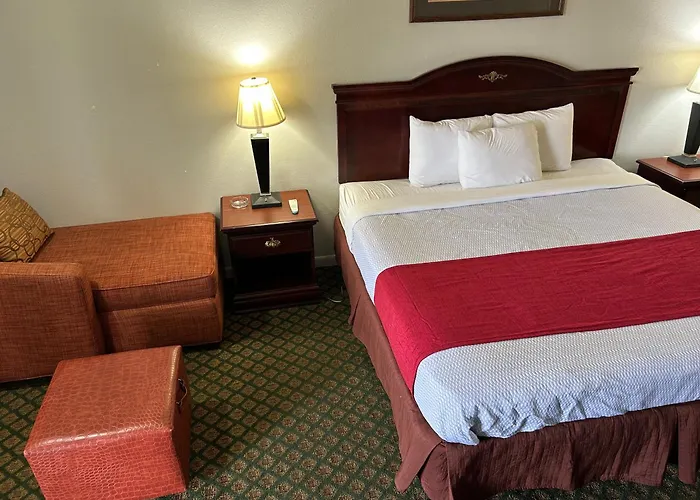 Howards Inn Motel