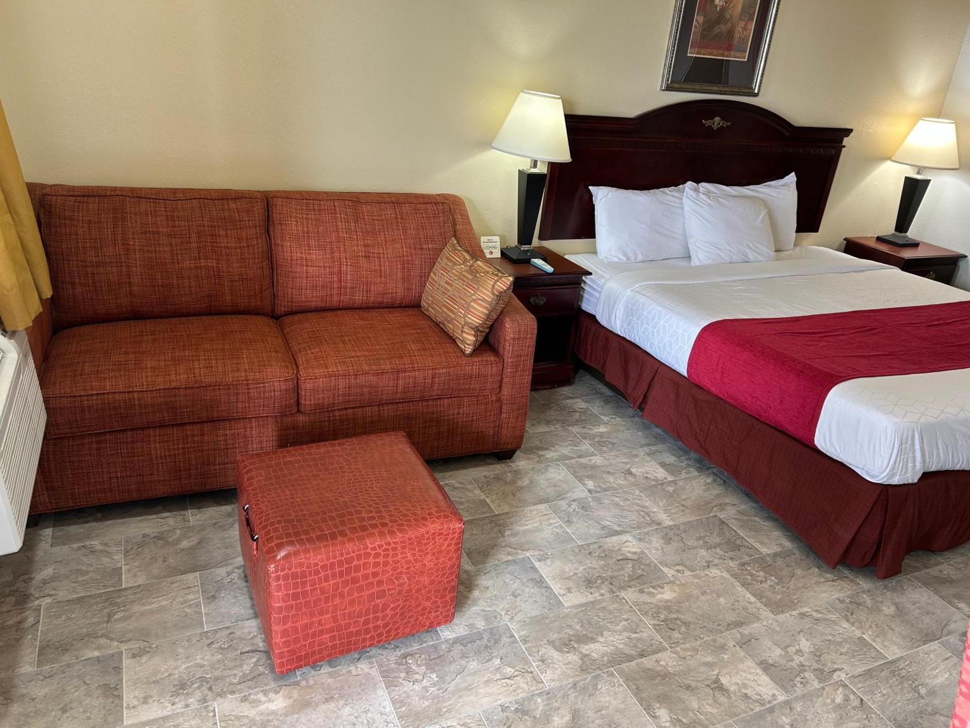Inn Howards 2*