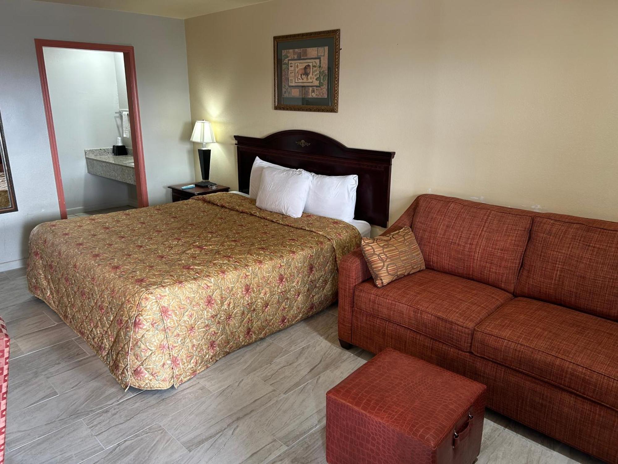 Howards Inn Eunice